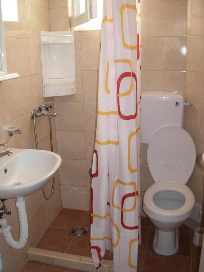 Apartmani Ceca 012 苏托莫雷 外观 照片