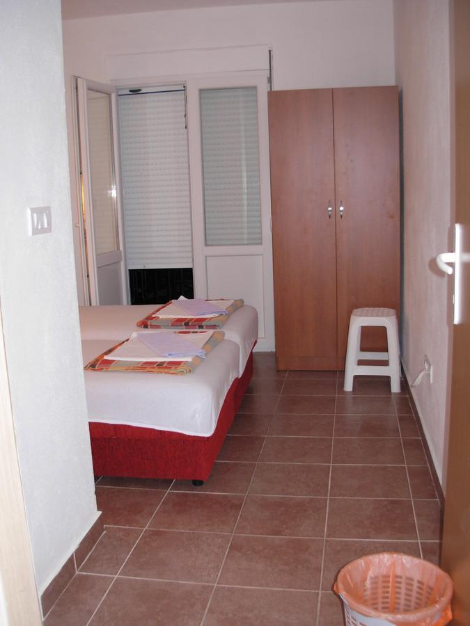 Apartmani Ceca 012 苏托莫雷 外观 照片