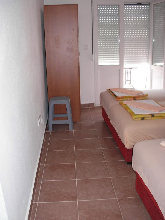 Apartmani Ceca 012 苏托莫雷 外观 照片